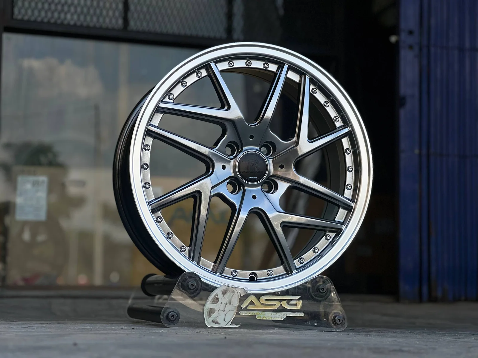 Silver split-spoke 17-inch sport rim displayed at Ahmad Sportrim Garage
